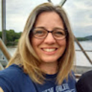 Meet your Posher, Julia